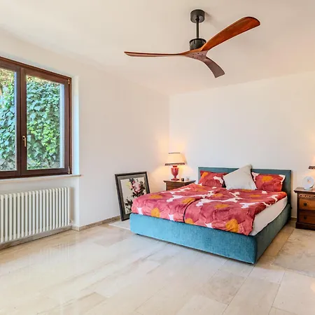Villa Miralago By Interhome Valsolda